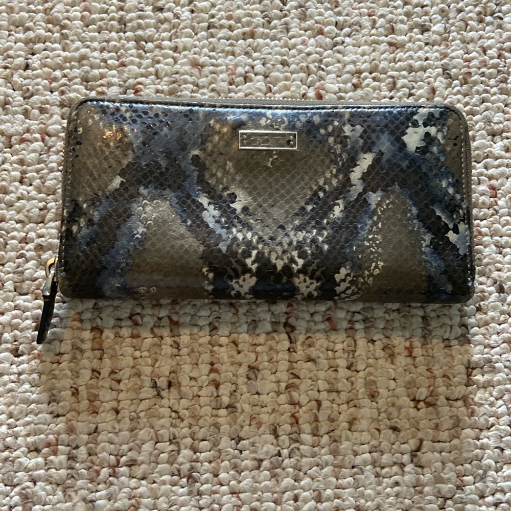 Tumi Womens Snakeskin Embossed‎ Zip Around Continental Wallet Brown Blue